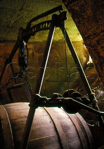 Old barrel hoist in wine cellar of   Chteau de Chenonceau Chenonceaux   IndreetLoire France    Touraine