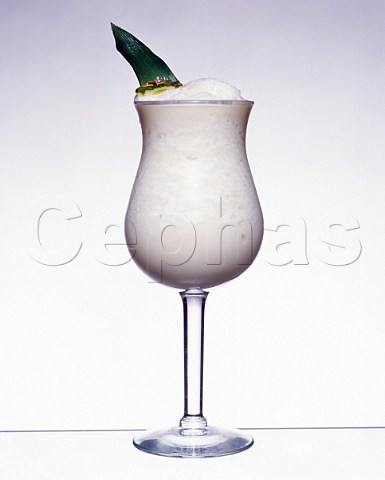 Cocktail Pia Colada  Glass Hurricane