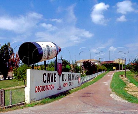 Giant bottle at the entrance to Cave du Blayais   Cars Gironde France   Premires Ctes de Blaye  Bordeaux