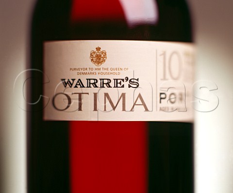 Bottle of Warres Otima port