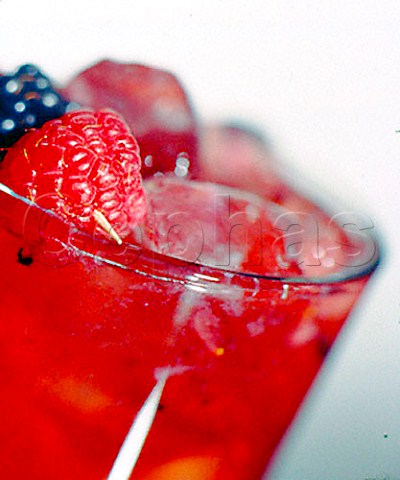 Cocktail Raspberry Collins  Glass Highball