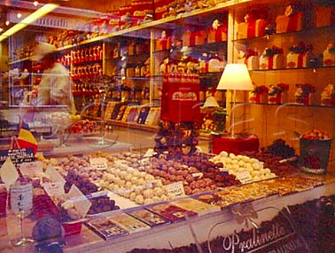 Window display at Pralinette chocolate shop Bruges   Belgium