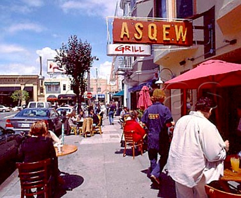 Outdoor tables of restaurants on Chestnut Street   San Francisco California