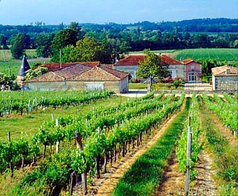 Chteau Peychaud and its vineyards Teuillac    Gironde France   Ctes de Bourg  Bordeaux