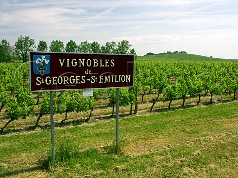 Sign at the start of StGeorgesStmilion with   Chteau StGeorges on the hill behind   Gironde France StGeorgesStmilion  Bordeaux