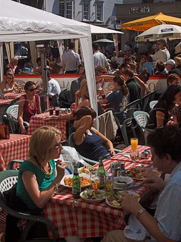 Openair restaurants and cafs Brighton East  Sussex England