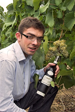 Pierre Sauvion winemaker of Chteau du   ClraySauvion     Eolie near Vallet   LoireAtlantique France     Muscadet de   SvreetMaine sur Lie