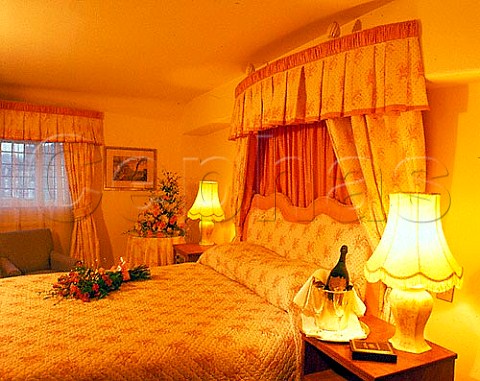 Honeymoon suite in hotel