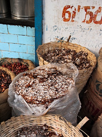 Tamarind pulp for sale Chennai Madras India   This can be soaked in hot water then kneaded to   squeeze out the sour tangy juice used to season   Indian dishes