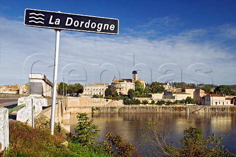 La Dordogne sign and Dordogne River   CastillonlaBataille Gironde France   Ctes de   Castillon  Bordeaux