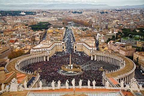 Crowds gathered in St Peters Square for Sunday morning worship with the Pope Vatican City Rome Italy