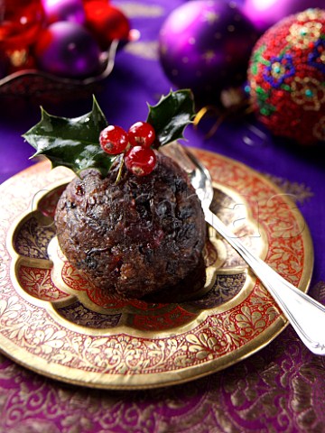 Christmas Individual Christmas pudding with holly