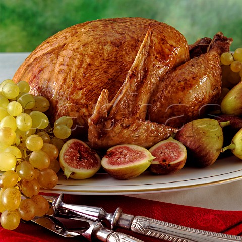 Roast Turkey with figs and grapes