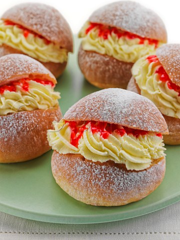 Devon split buns with jam and cream