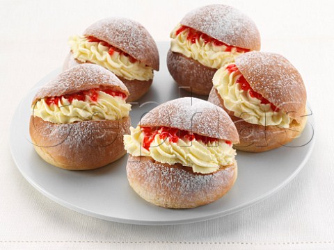 Cephas Picture Library - Asset Details 1210748- Devon split buns, with ...