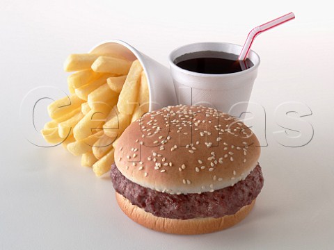 Beefburger with chips and coke