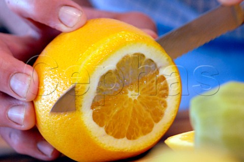 Slicing an orange