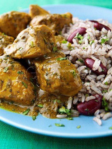 Chicken curry with kidney beans and rice