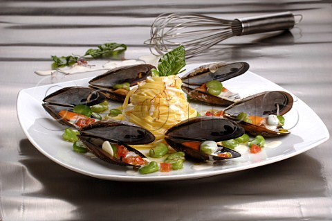 Mussels with tagliatelle