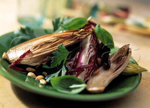 Grilled endives with pine nuts and beetroot