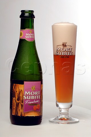 Bottle and glass of Mort Subite framboise beer