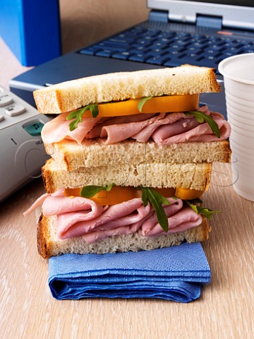 Ham and tomato white bread sandwiches
