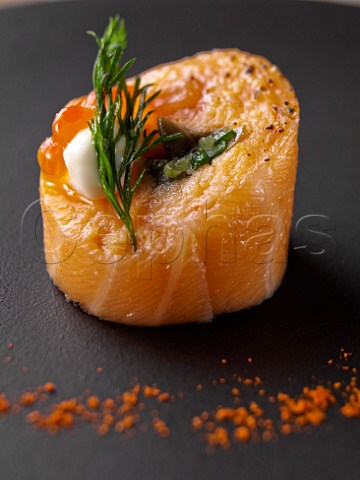 Salmon roulade with roe