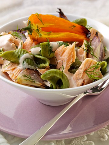 Salmon and pasta vert salad
