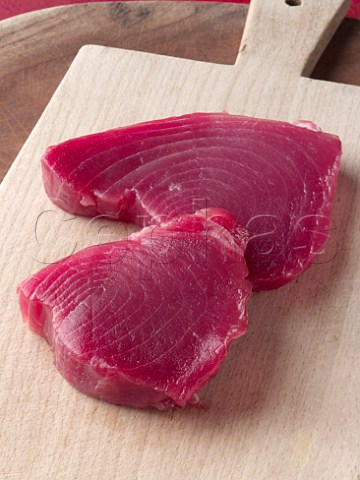 Tuna slices