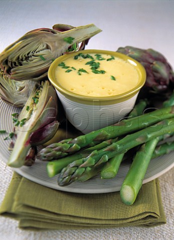 Asparagus and Artichokes with hollandaise dip