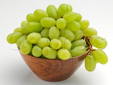 Bowl of edible grapes