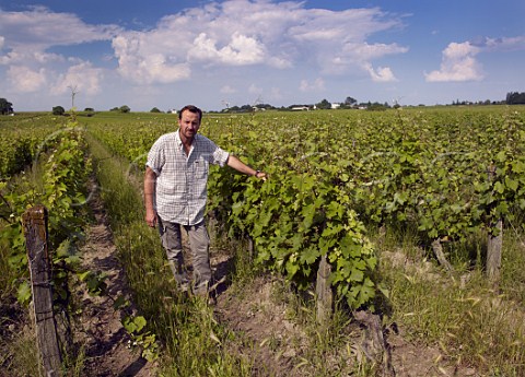 Thierry Germain in the Chenin Blanc vineyard from which he makes his Insolite Domaine des Roches Neuves Varrains MaineetLoire France Saumur Blanc