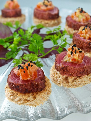 Seared tuna canaps