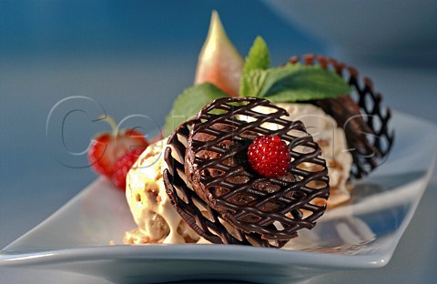 Coffee icecream and chocolate mousse layered dessert