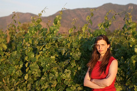 Andrea Leon winemaker for Lapostolle Collection in the organic Las Kuras vineyard at Requinoa in the Cachapoal Valley Chile Rapel