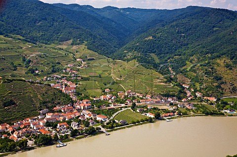 River Danube with Spitz and the Tausendeimerberg vineyard Austria Wachau
