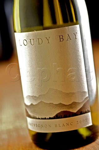 Detail of a bottle of Cloudy Bay Sauvignon Blanc 2007 Marlborough New Zealand