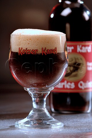 Glass of Keizer Karel Belgian beer
