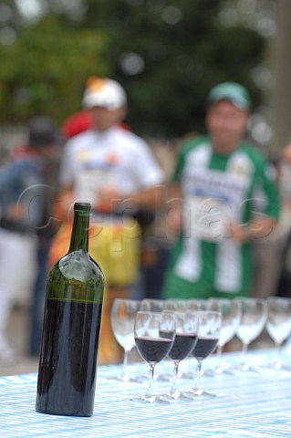 Glasses of wine available at Chteau PontetCanet refreshment station for Marathon du Mdoc runners Pauillac Gironde France  Pauillac  Bordeaux