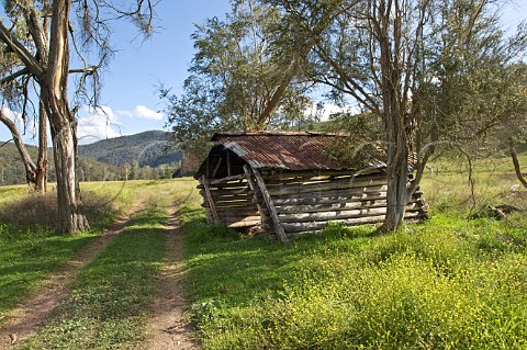 Old hut and trail Jacksons Crossing Snowy River National Park Victoria Australia
