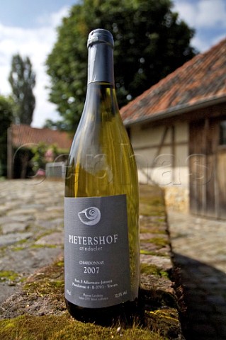 Bottle of Pietershof Crindaeler Chardonay 2007 wine Belgium