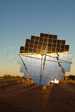 Giant mirror array used for solar electricity generation at Windorah Queensland Australia