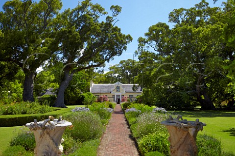 Cape Dutch house in the gardens of Vergelegen Somerset West Western Cape South Africa  Stellenbosch