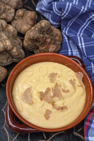 Dish of Fonduta with white truffles