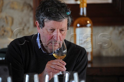 Stephen Brook tasting En Primeur wines of the 2012 vintage at Chteau La Tour Blanche Bommes Gironde France  Sauternes  Bordeaux