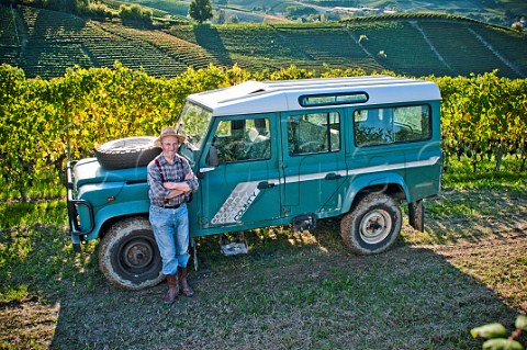 Mauro Mascarello of Giuseppe Mascarello e Figlio in his Monprivato vineyard  Castiglione Falletto Piemonte Italy  Barolo