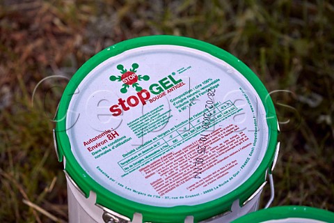 StopGel Bougie burnt to prevent frost damage to vines and other crops in spring