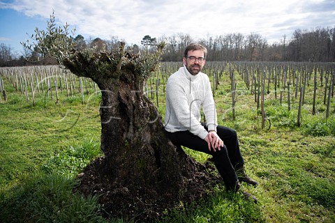 Loc Pasquet in young vineyard of Liber Pater  Landiras Gironde France Graves  Bordeaux