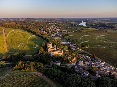 Chteau de Langoiran and village surrounded by vineyards with the Garonne River beyond Le Haut Langoiran Gironde France  Cadillac  Bordeaux