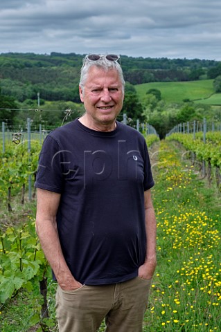 Douglas Jacobsohn in Chardonnay vineyard Busi Jacobsohn Wine Estate Eridge East Sussex England